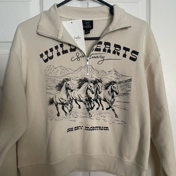 Oak &Trellis Women’s size small Wild Hearts Cream Cropped Quarter-Zip Sweatshirt - Picture 2 of 6